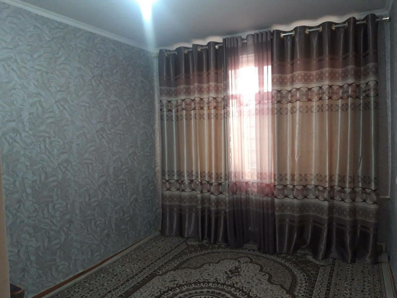 Uy sotiladi 2 xonali 13mkr