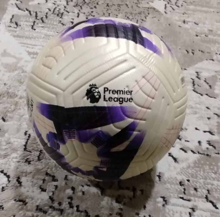 Продам футбольный мяч