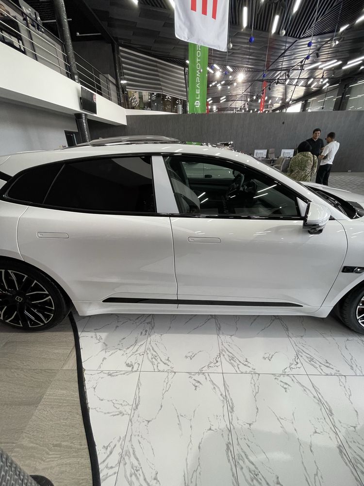 Zeekr 001 New Car you