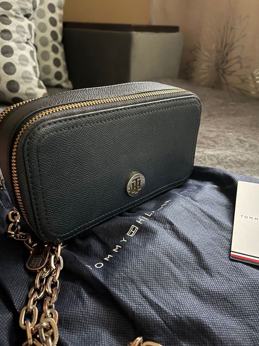 Дамска чанта Tommy Hilfiger