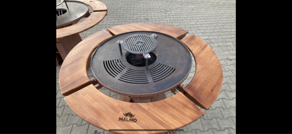Gratar cu focar si blaturi din lemn! Oferta speciala