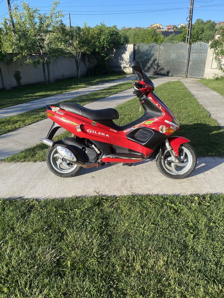 Gilera runner 49( piaggio) Aprilia sr 49