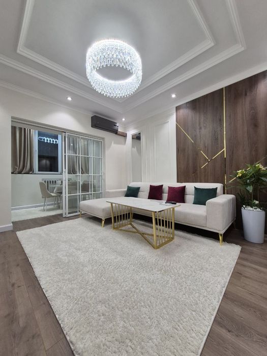 Квартира на Юнус Раджабий 3/1/4 общ пл 72м  Евро с обстановкой