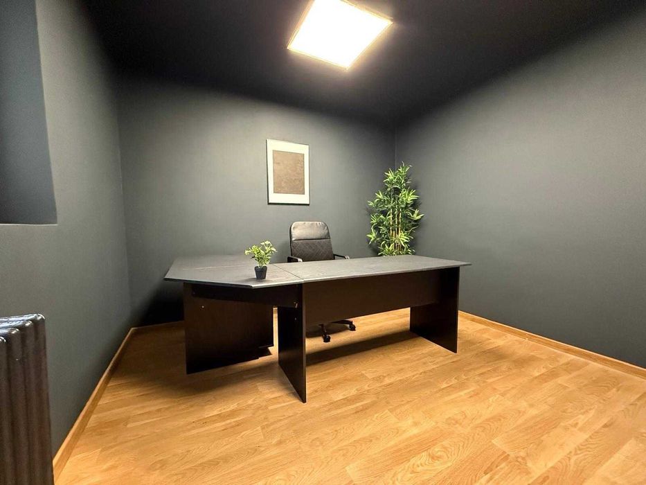 Spatiu comercial pretabil Birou