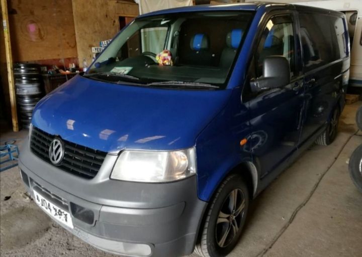 Volkswagen VW T5 2.5 130кс 2005 НА ЧАСТИ