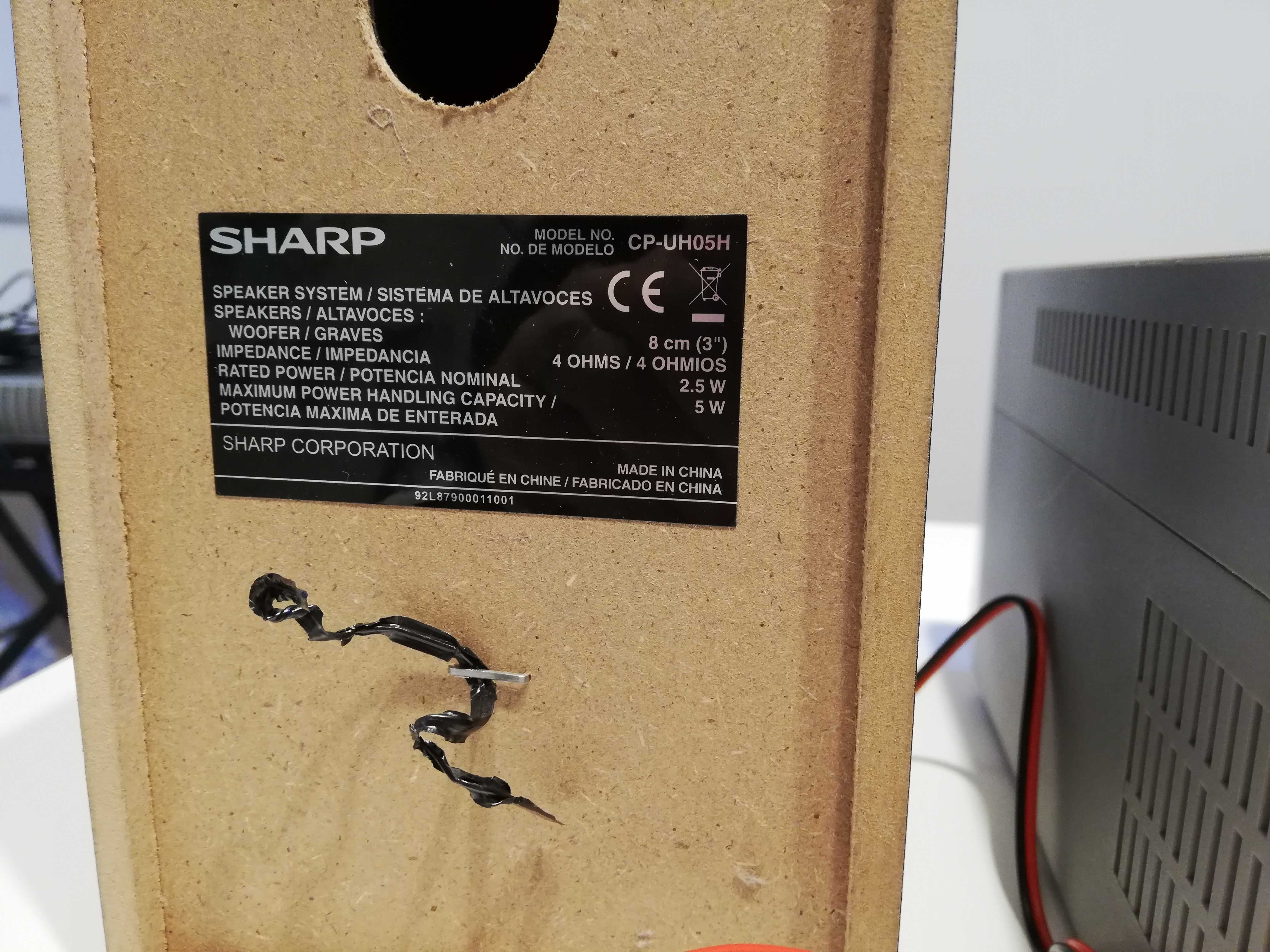 Combina/Linie  SHARP XL-UH05 (CD/Tuner/USB/Amplificator/Boxe) -ca Noua