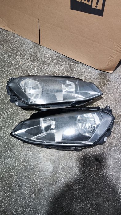 Far stanga / dreapta Golf 7 original Valeo