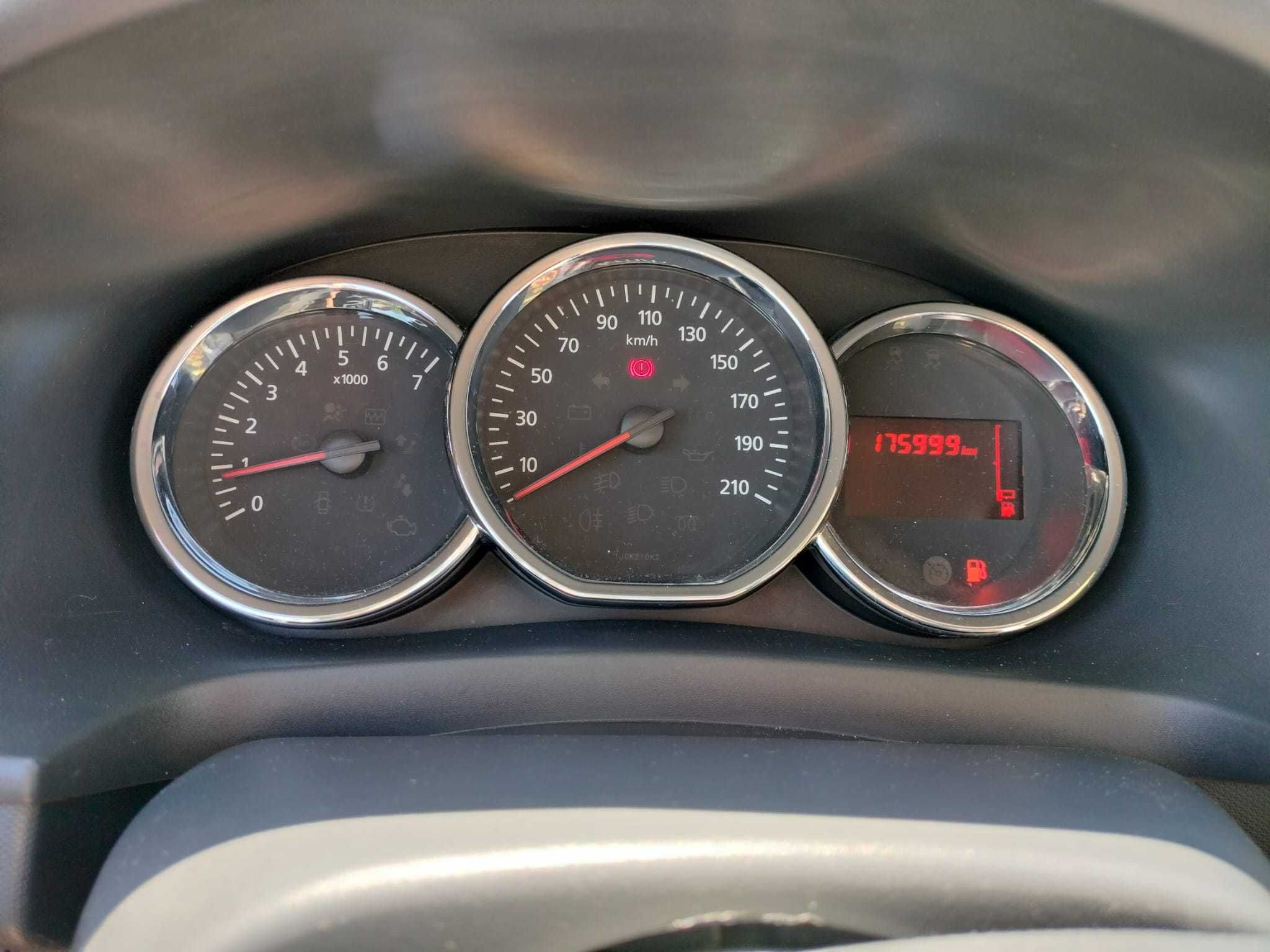 Vand Dacia Logan 2013 - motor 1.2 benzina+gpl