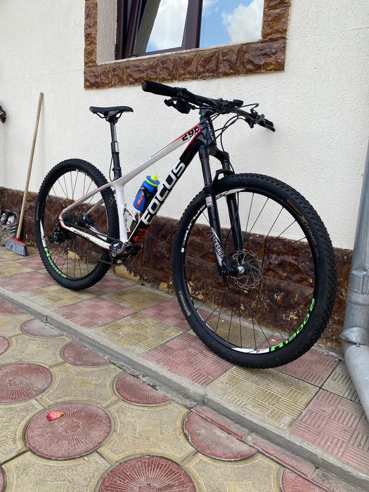 Vand bicicleta focus pe 29 in stare foarte buna