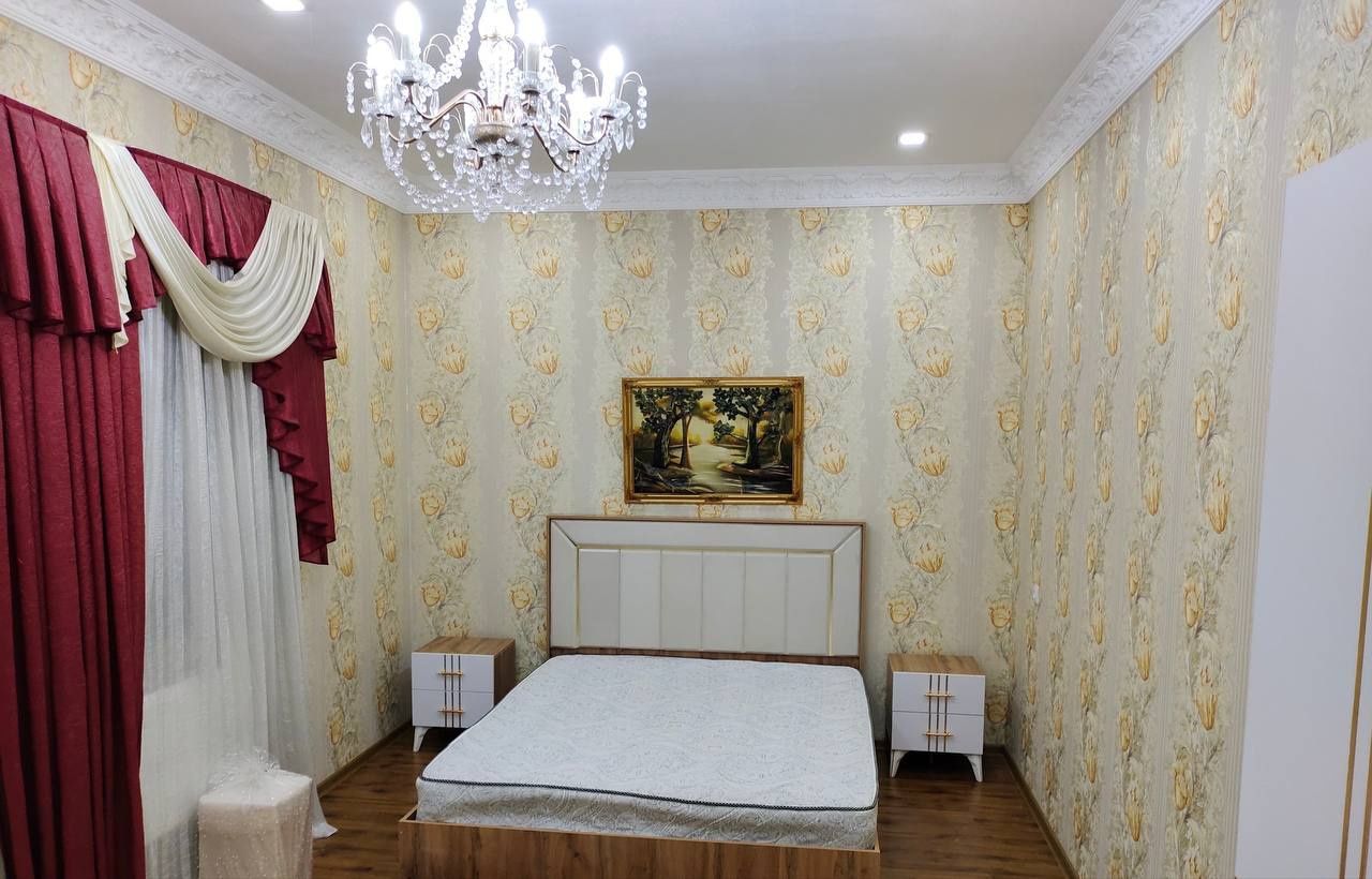 Мирза Улугбек р-н Греческий городок 2.5 сотих  6 хона
