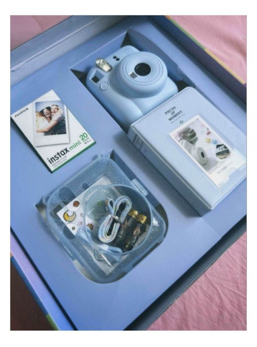 Фотокамера моментальной печати Fujifilm Instax mini 12 голубой