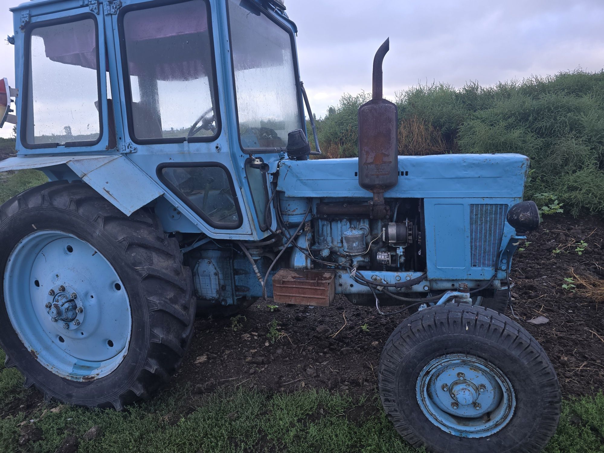 Продам Белорус 80