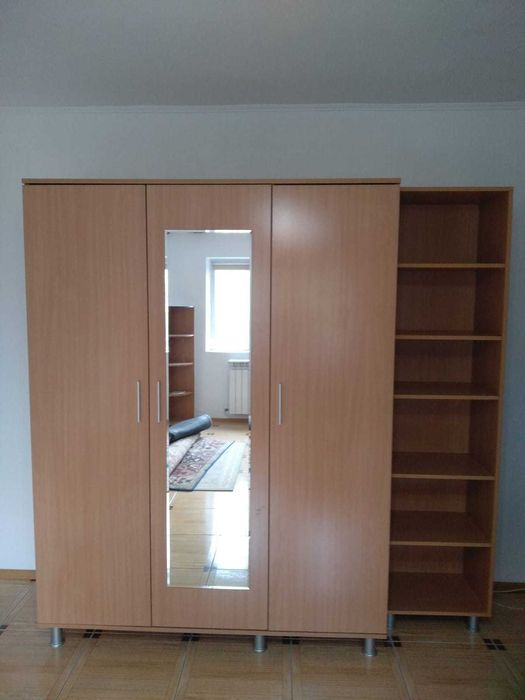 Vand mobila dormitor