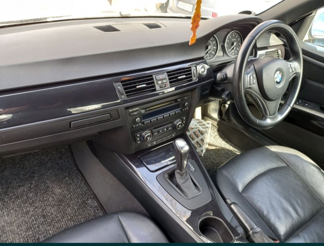 БМВ E93 Черен ел. кожен салон с подгрев и мемори BMW e93 кабрио/cabrio