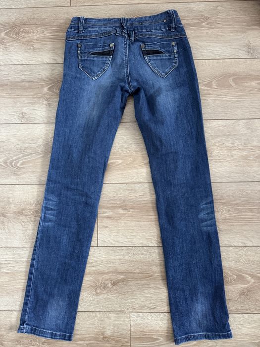 Blugi drepti marimea S