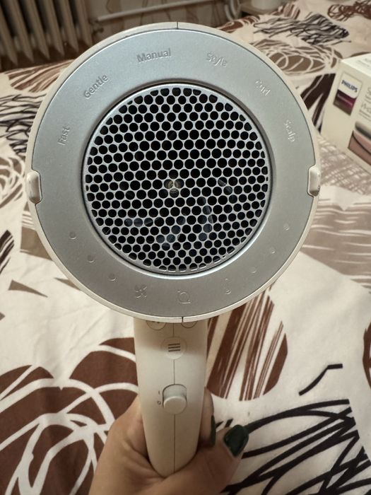 Сешоар Philips SenseIQ