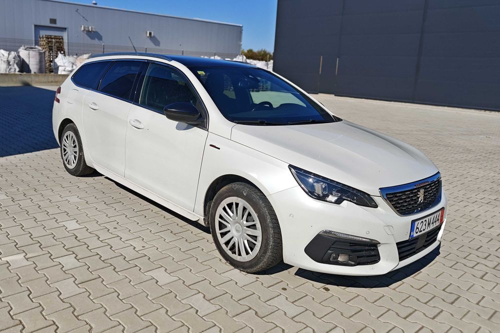 Peugeot 308 SW, 2018г. бензин 1.2, 130 к.с. GT-line, внос от Швейцария