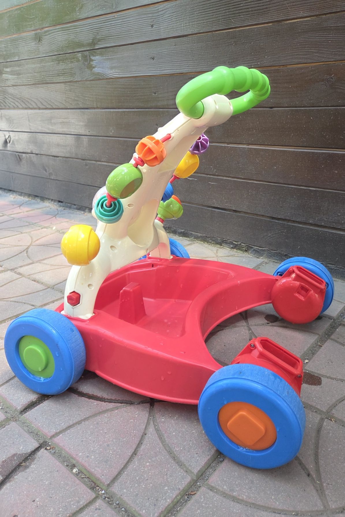 Детска проходилка за бутане Fisher Price