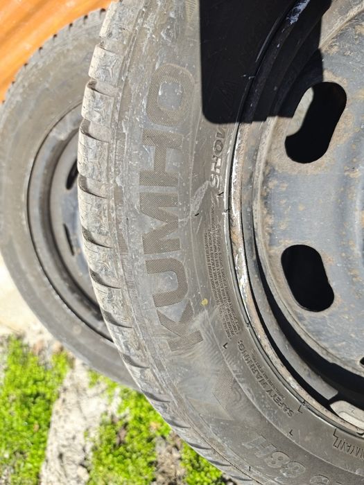 зимни гуми 185х65х15 Kumho