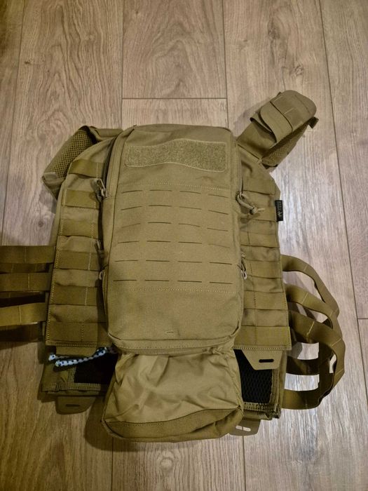 Tasmanian tiger жилетка L-XL и хидратираща раница