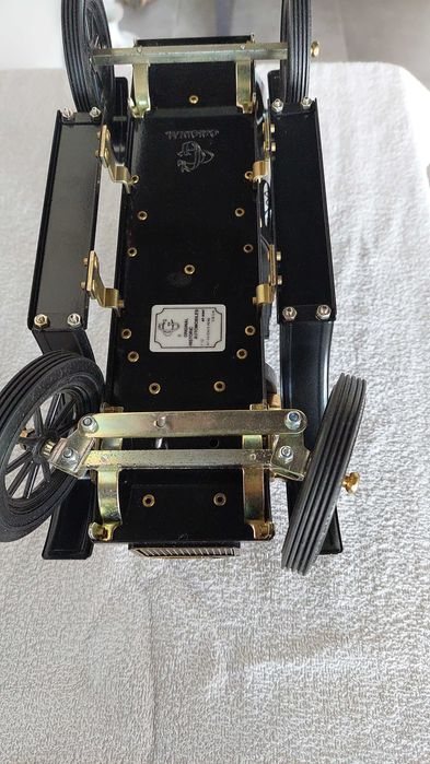 Masinuta de colectie.Taxi de la inceput de sec.xx.