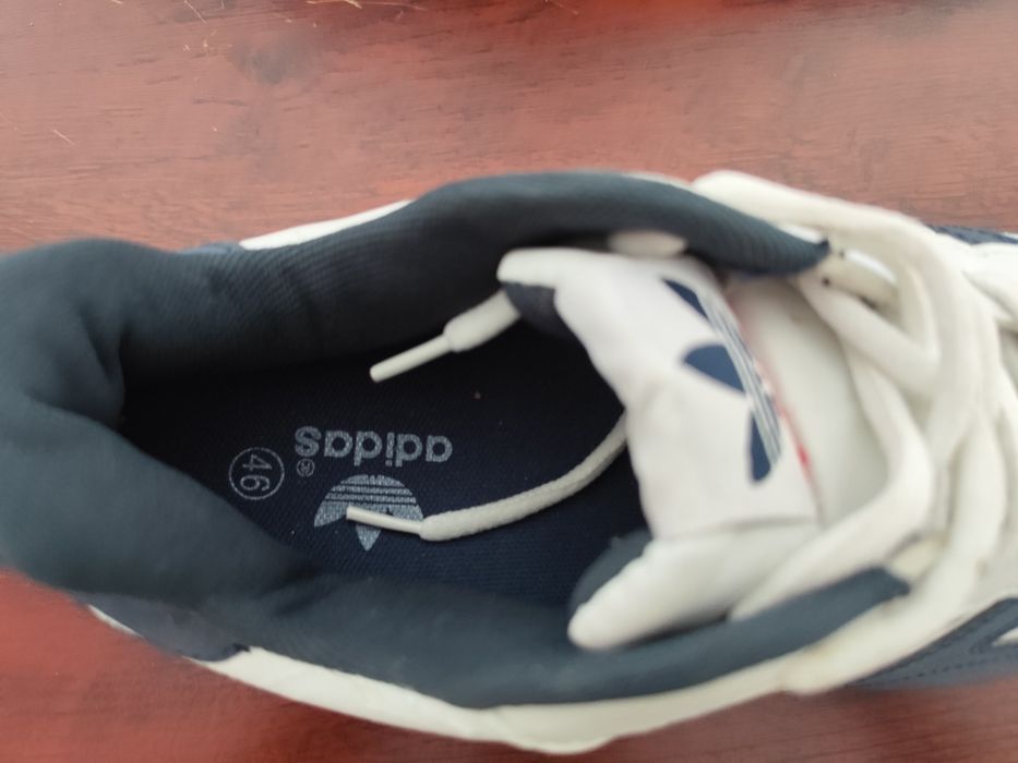 Обувь мужская кроссовки