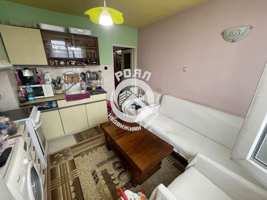 Продава се Двустаен апартамент в Пловдив, Изгрев - 68 кв.м за 780 €/кв.м - Снимка #2