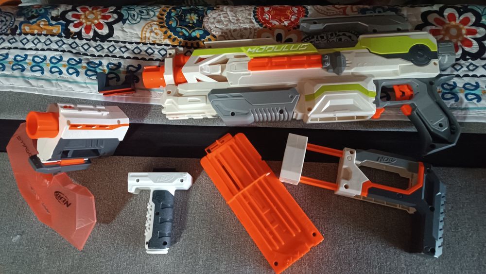Pusca Nerf Modulus Electrica stare perfecta de functiune cu accesorii