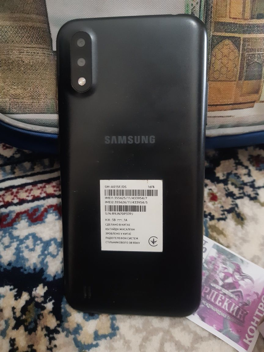 Samsung A 01 holati tiniq yangidek