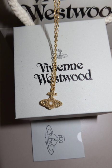 Vivienne Westwood гердан