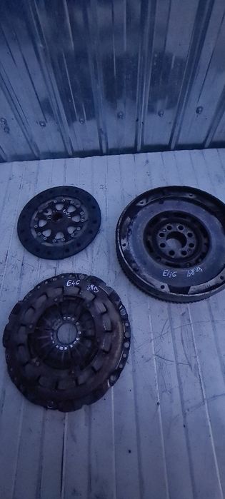 Volanta cu masa dubla bmw seria 3 e46 motor 1.8 benzina