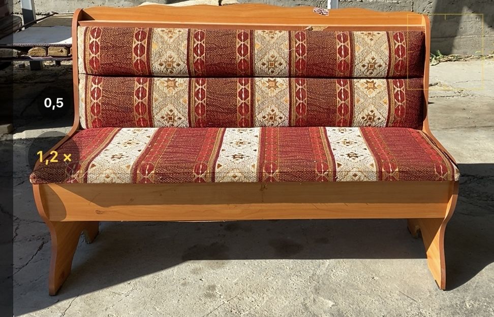 Продам.  кухонную скамейку