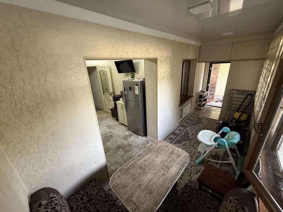 Срочно продается 4/1/4 квартира с подвалом в Шайхонтуре 90м² 125000$