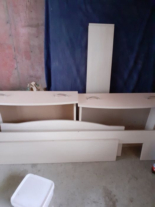 Продавам мебели(СПЕШНО)