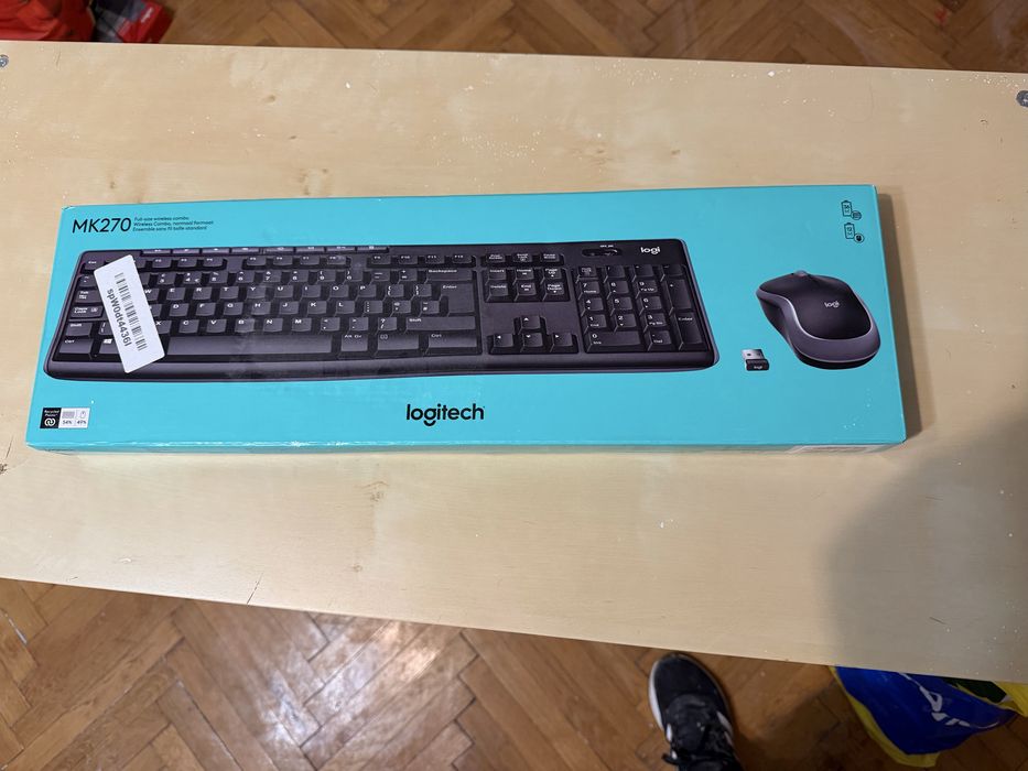 Vand tastaturi gaming si logitech