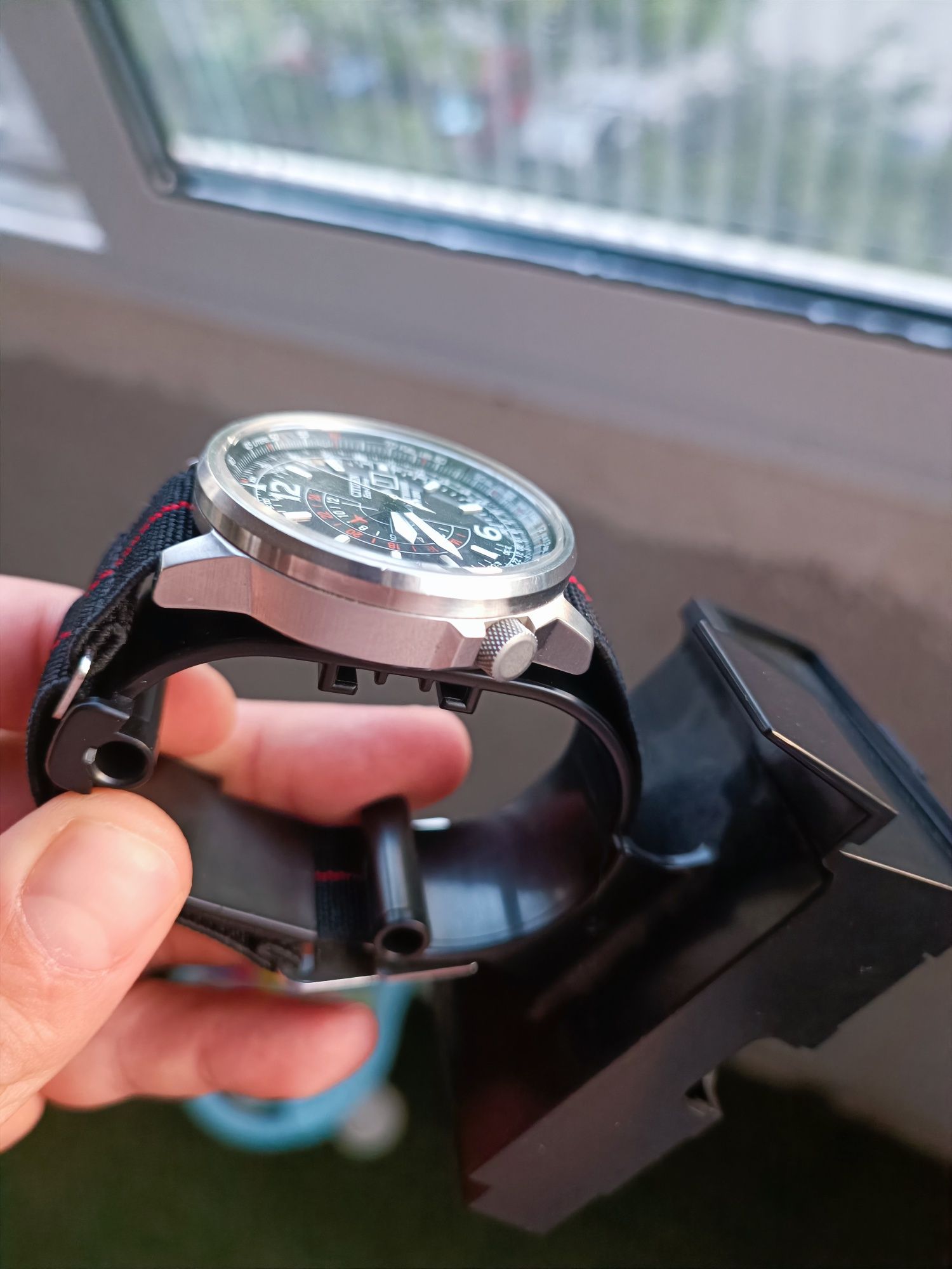 Citizen Eco-Drive Nighthawk 200m