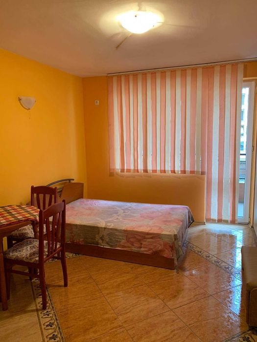 Дава се под наем Двустаен апартамент в Бургас, Братя Миладинови - 35 кв.м за 178.5 € - Снимка #2