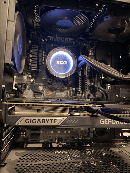 Procesor Ryzen 7 5700X3D cu Garantie si Factura Vexio din 03 2025