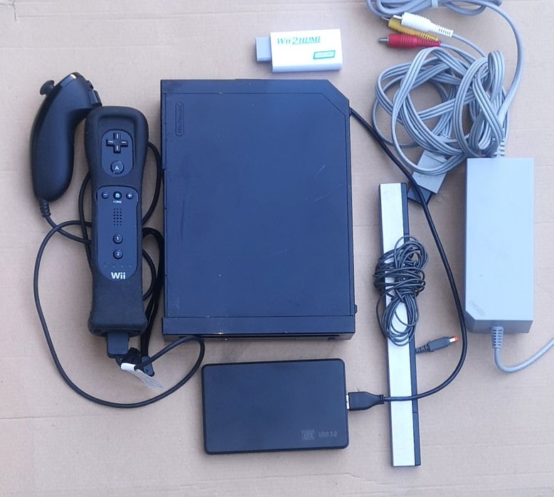 Consola Nintendo Wii modata + 200 jocuri
