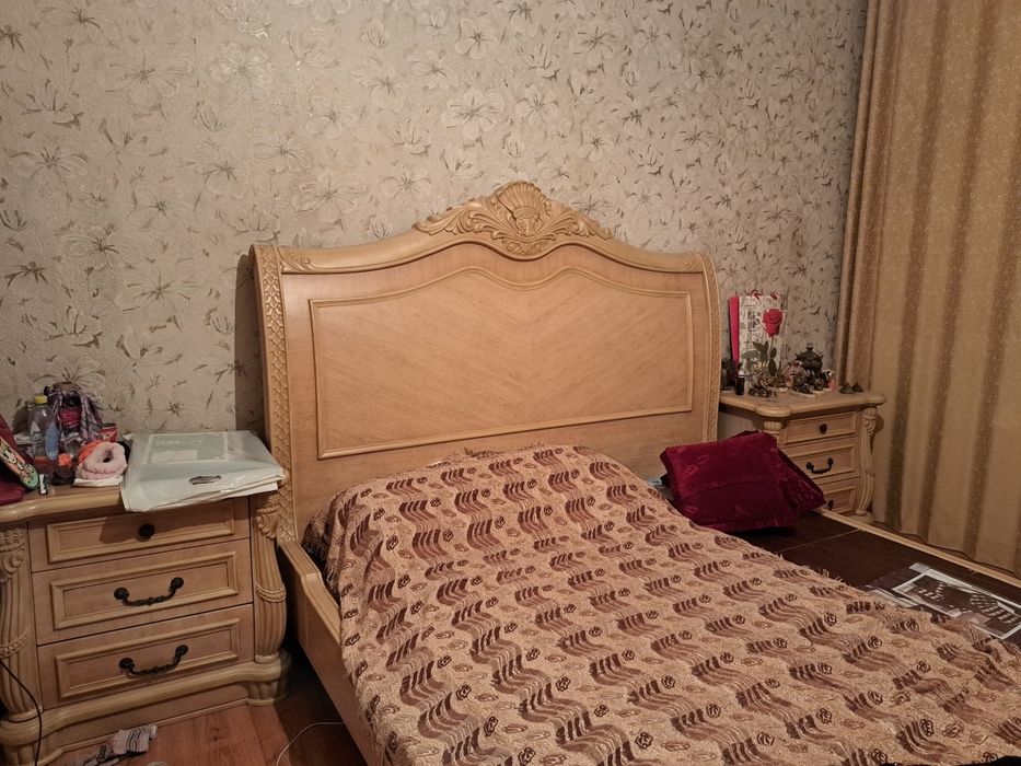Спальный гарнитур