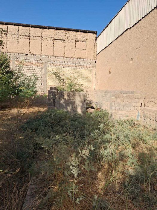 № 3629.Мотрид кургонида Уй Сотилади.