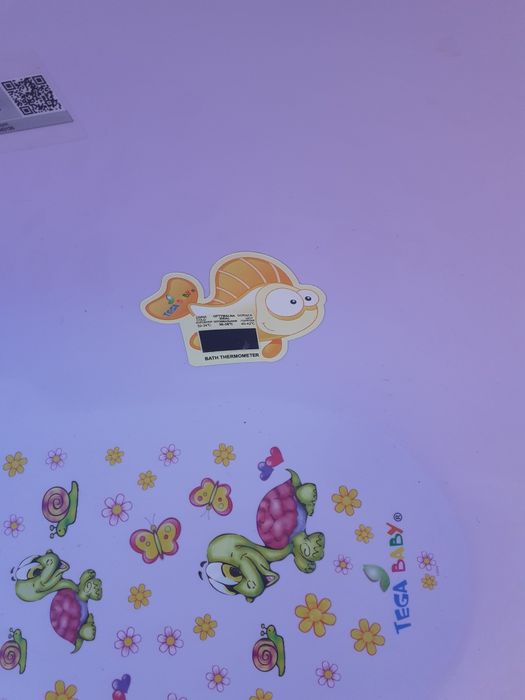 Vanita bebe cu termometru