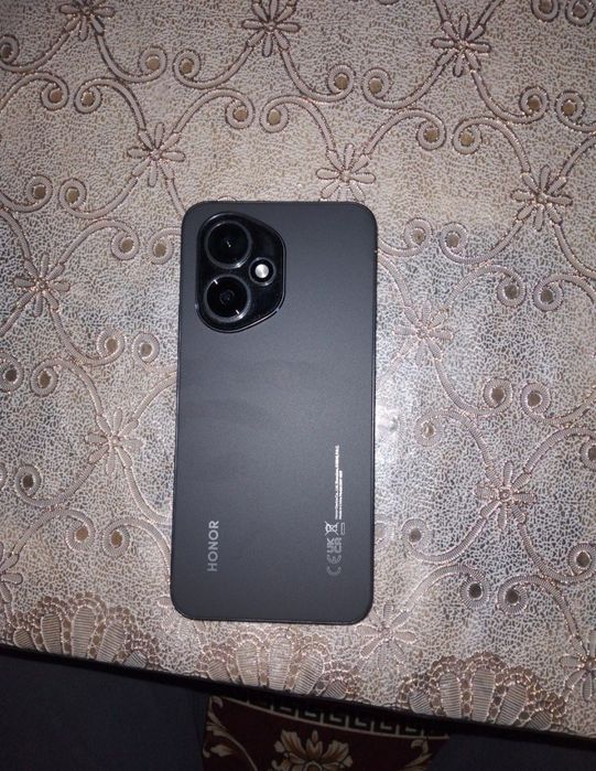 Honor 400 256gb ideal