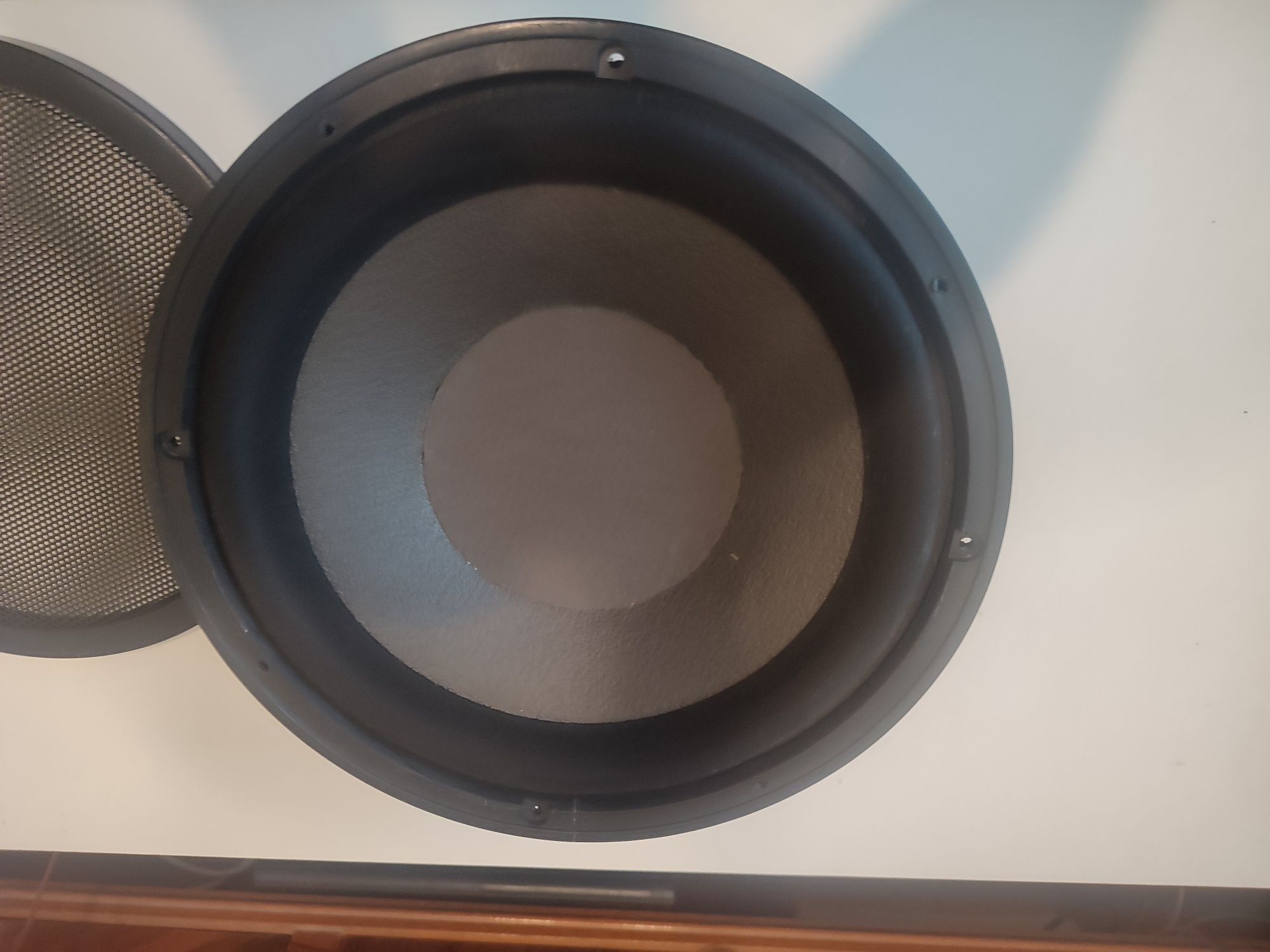 Difuzor subwoofer.