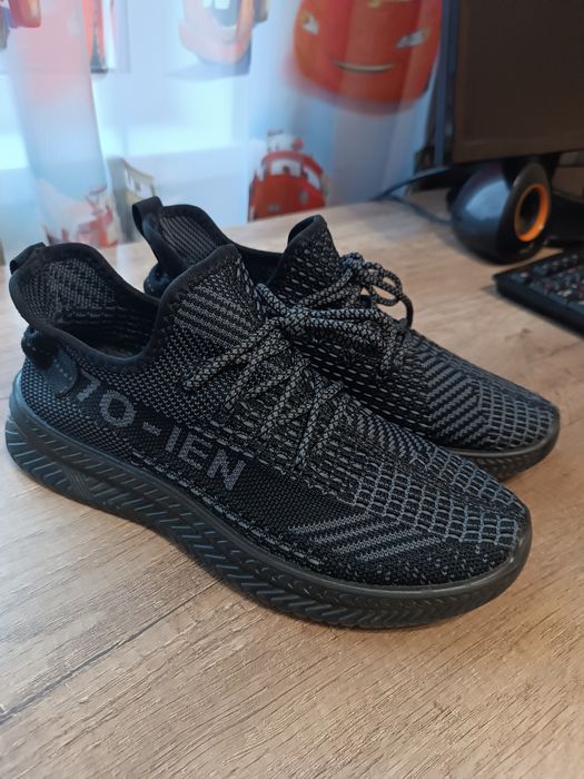 Кроссовки для мальчика