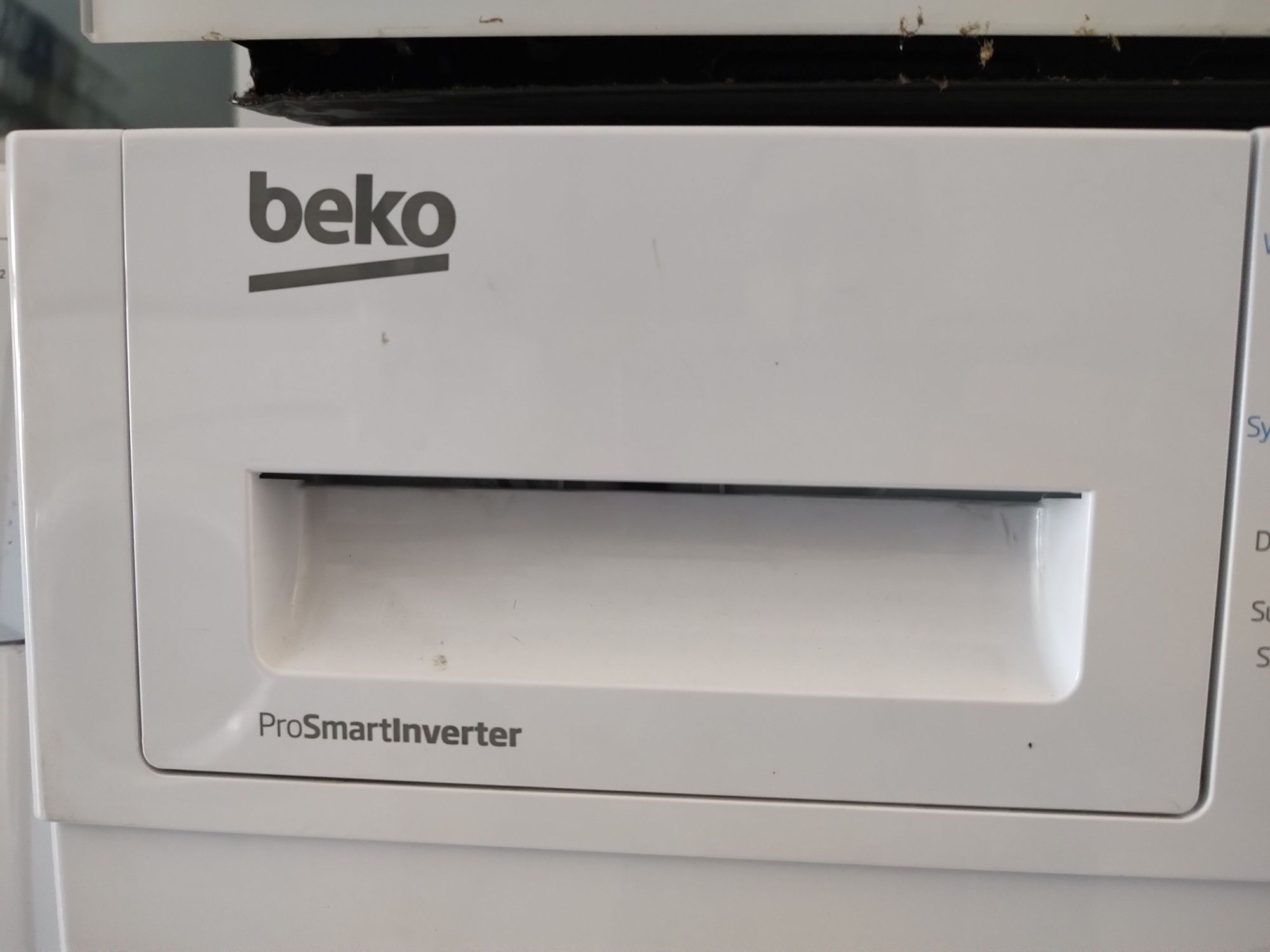 Masina de spalat Beko incorporabila cu uscator incorporat Garanție