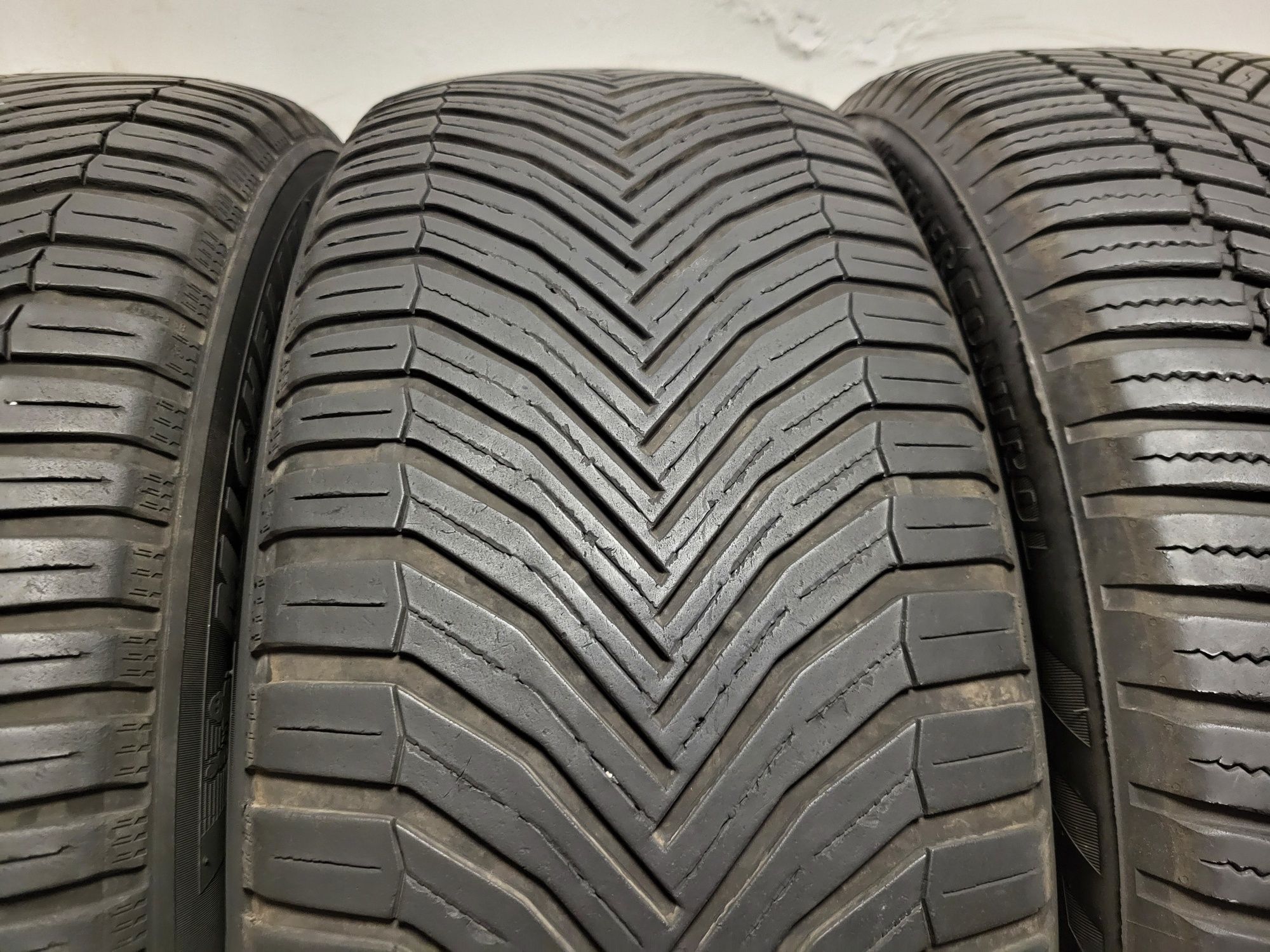 225/55/19 Michelin / Bridgestone всесезонни гуми
