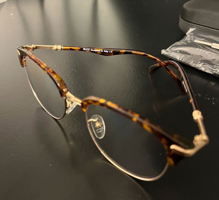 Ochelari cu filtru pentru lumina albastra