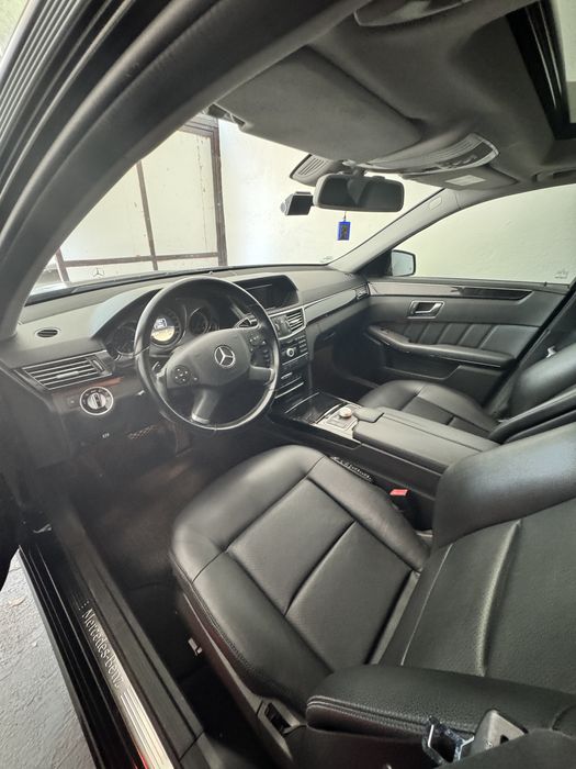 Mercedes E250 4Matic Panorama