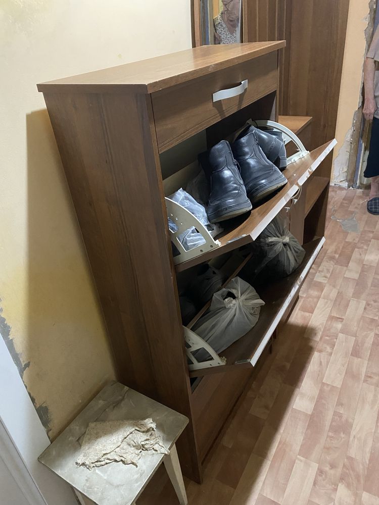 Мебель для прохожий в отличном состояние